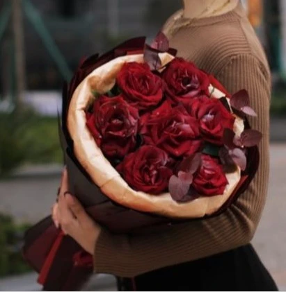 Букет красных роз