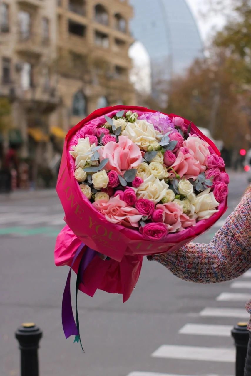 Букет смешанных цветов